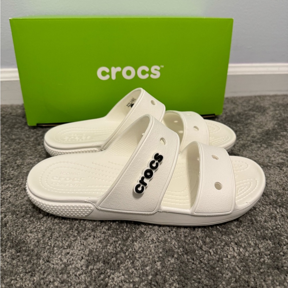 White Crocs Classic sandals, size 7 women’s